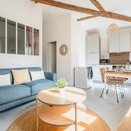 Nistoun Par Dodo A Cassis